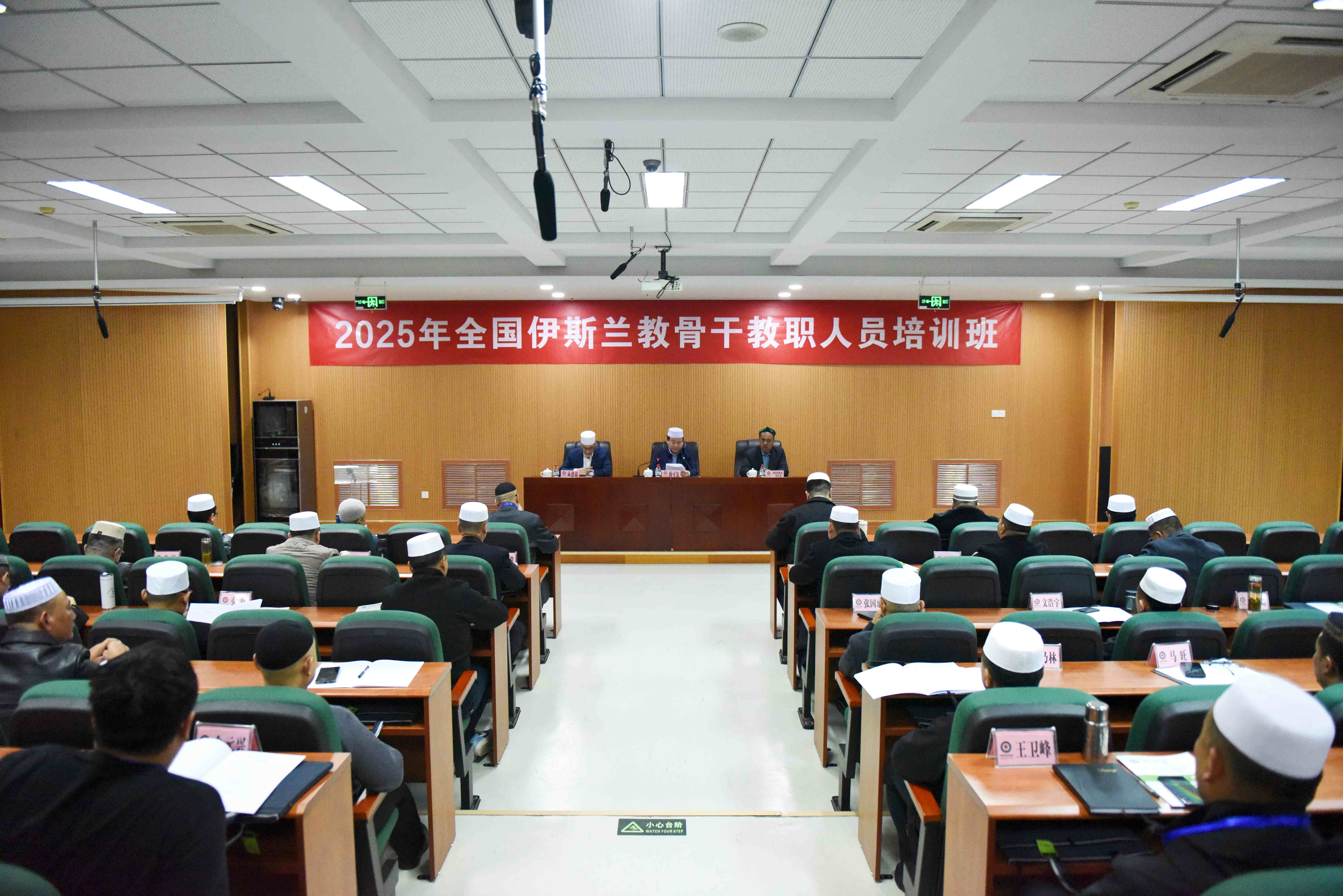 1764414099701680.jpg 202511251764052085791_390_副本.jpg