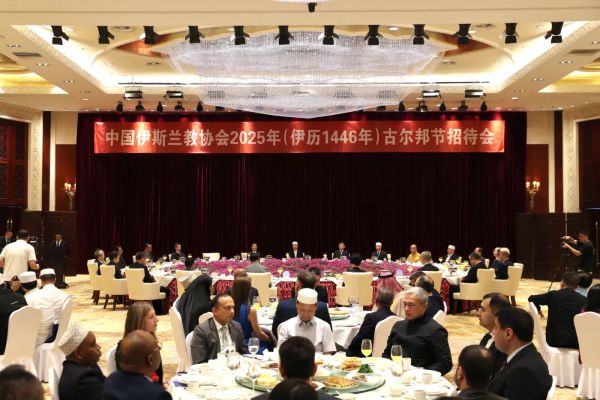 1749458280446266.jpg 640.jpg