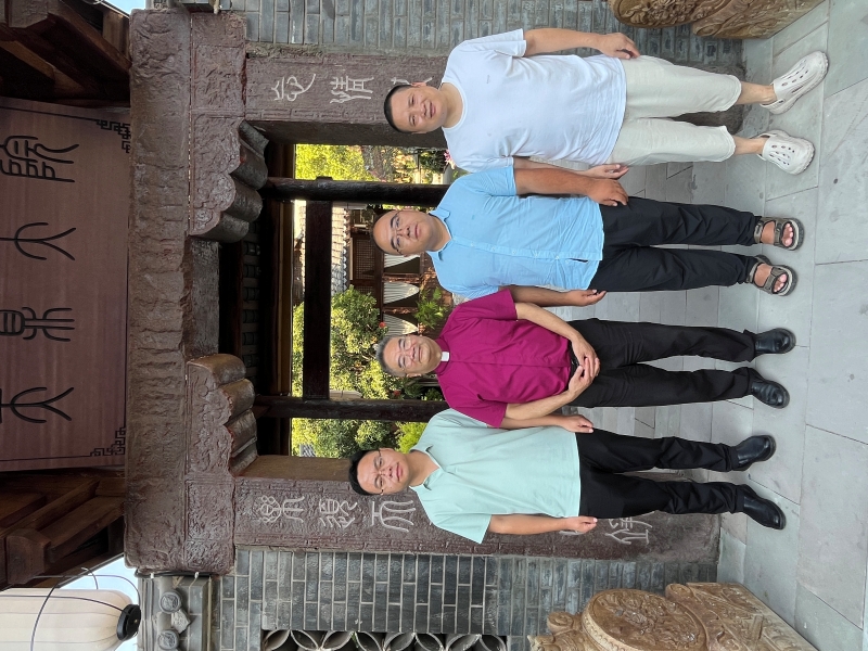 1754305439285777.jpg 3.jpg