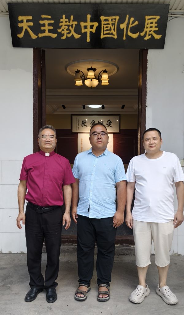 1754305572932791.jpg 5.jpg